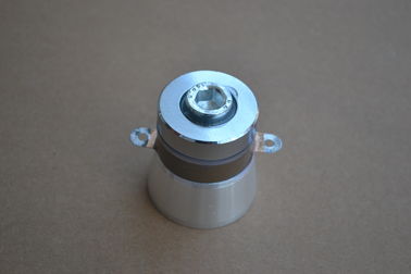 Transdutor Piezo padrão do sensor da vibração do CE para o líquido de limpeza ultrassônico 40k 50w