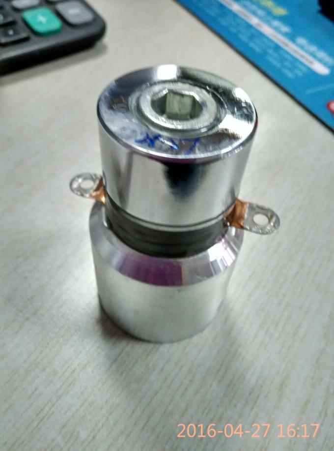 O transdutor cerâmico Piezo ultrassônico 100W 60W escolhe multi dobro - frequência