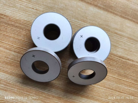 Anel de cerâmica piezoelétrica de 35x15x5 mm P4