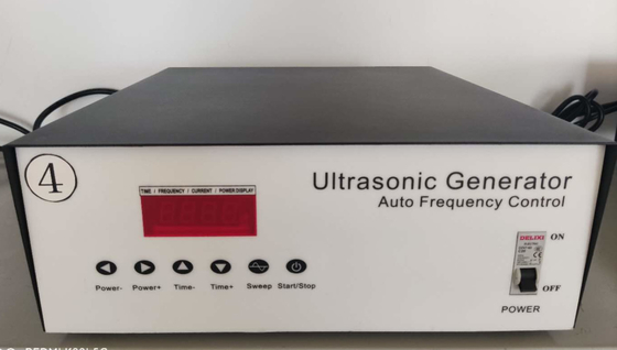 Gerador mais alto 40k da limpeza ultrassônica da frequência - 200k